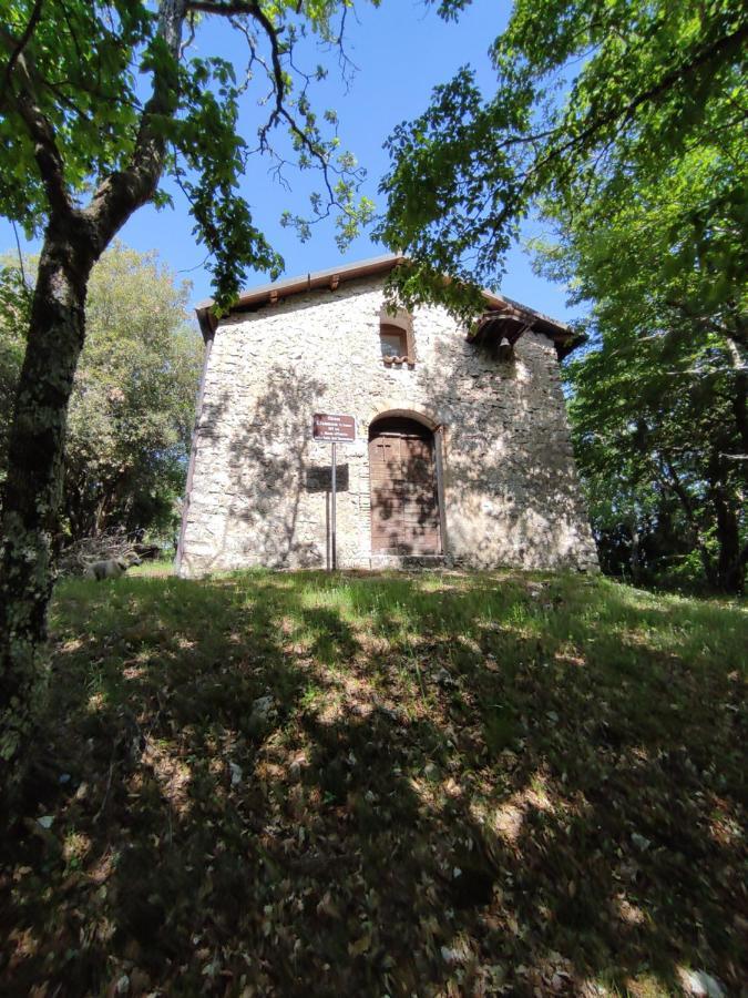 Villa La Bottega Del Fabbro Affitto Breve Contigliano Exterior foto